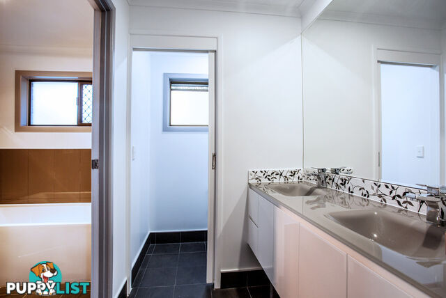 24-26 Carrick Way WONDUNNA QLD 4655
