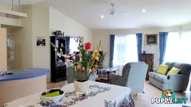 204-7 Bay Drive URRAWEEN QLD 4655