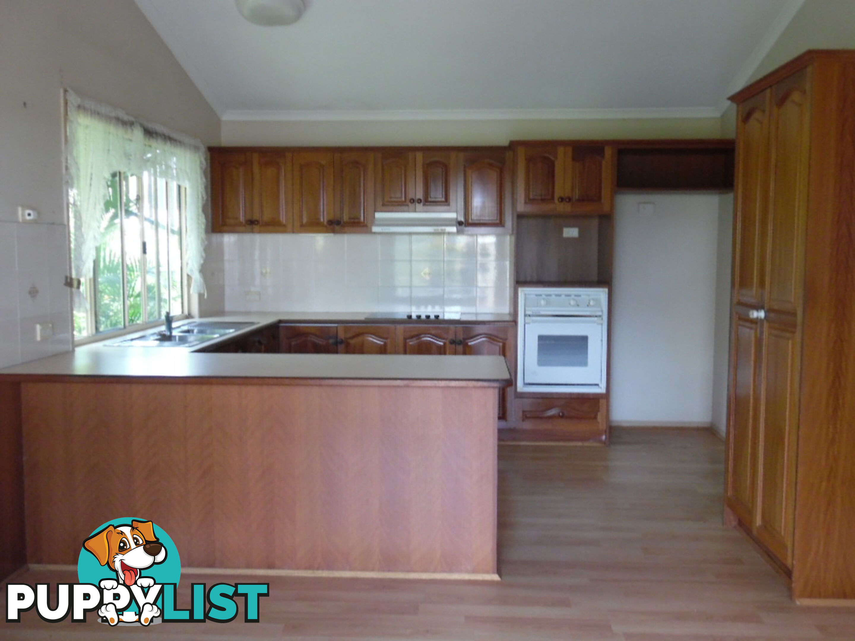 59 Truro Street TORQUAY QLD 4655