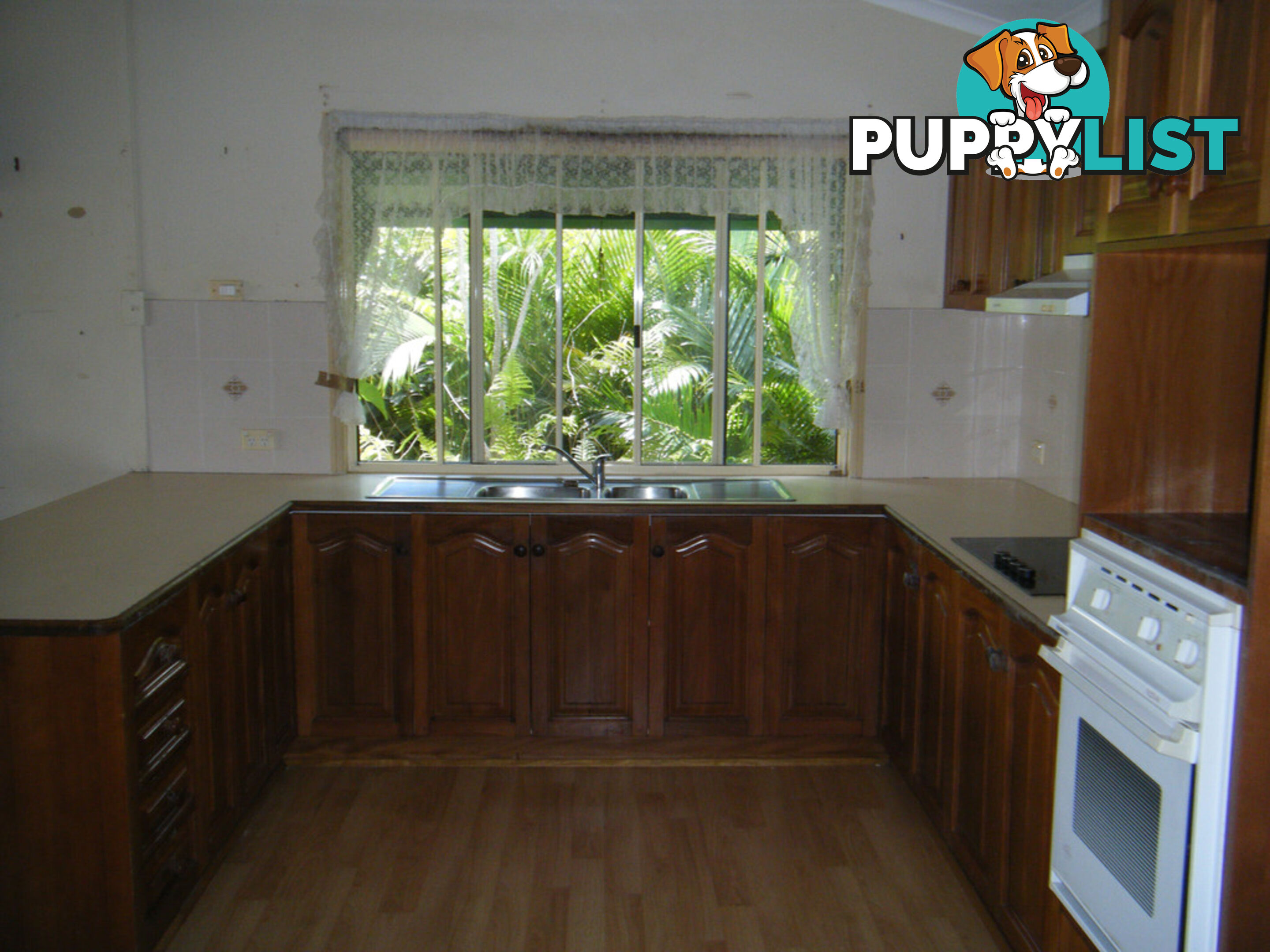 59 Truro Street TORQUAY QLD 4655