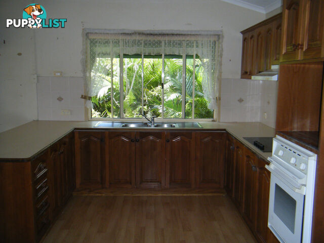 59 Truro Street TORQUAY QLD 4655
