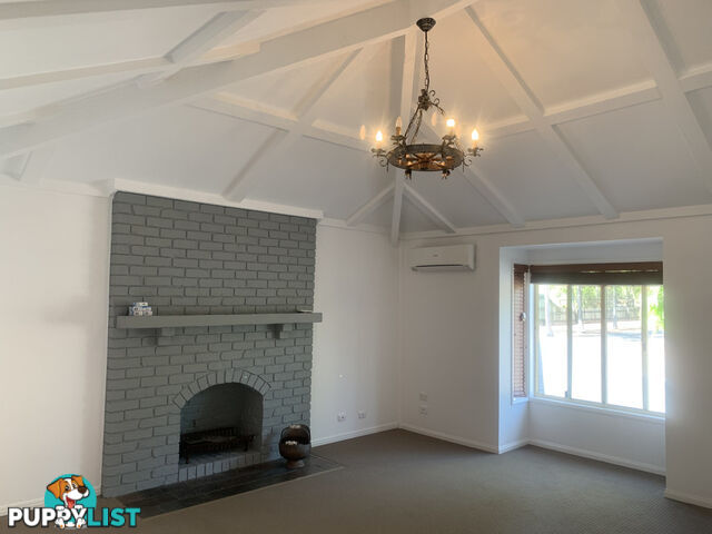 57 Wellington Crescent WONDUNNA QLD 4655