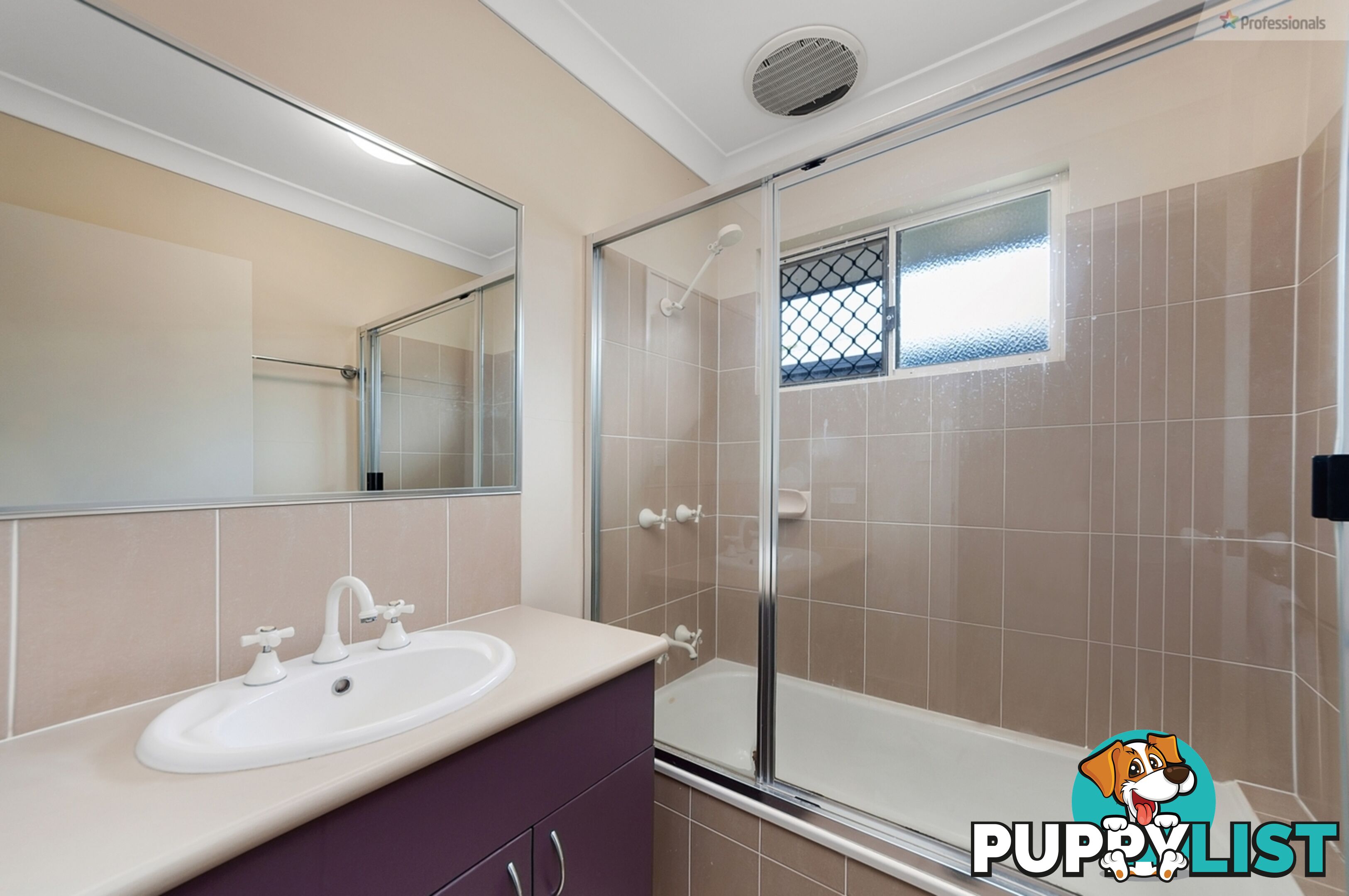 31 Cliffdale Street Bentley Park QLD 4869