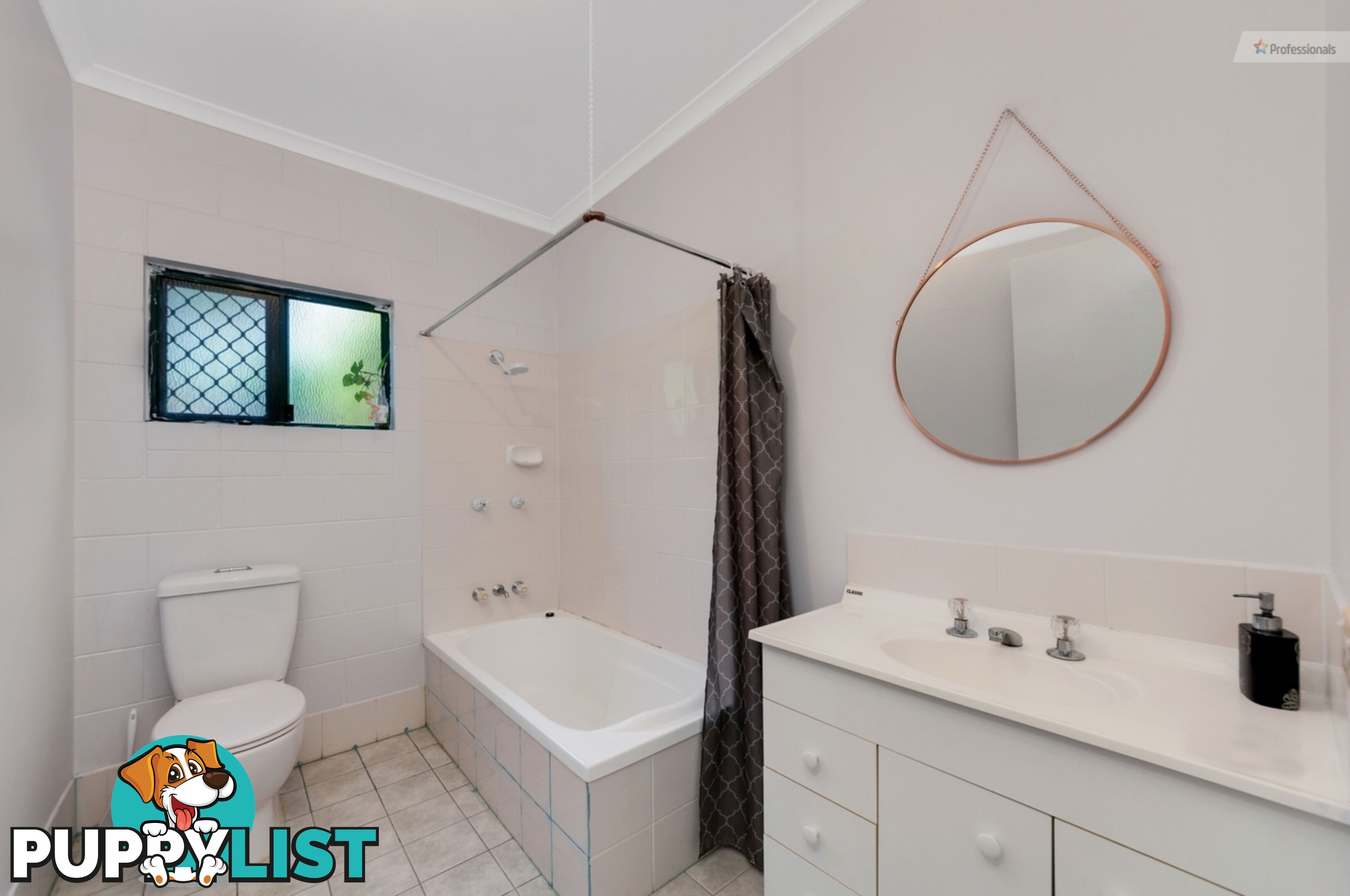 11 VENUS BATTERY Close Edmonton QLD 4869