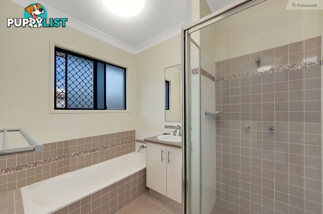 13 Cliffdale Street Bentley Park QLD 4869