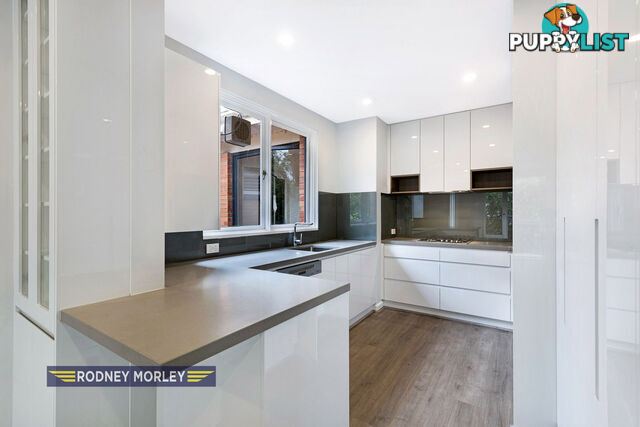 16 4 Glyndebourne Avenue Toorak VIC 3142