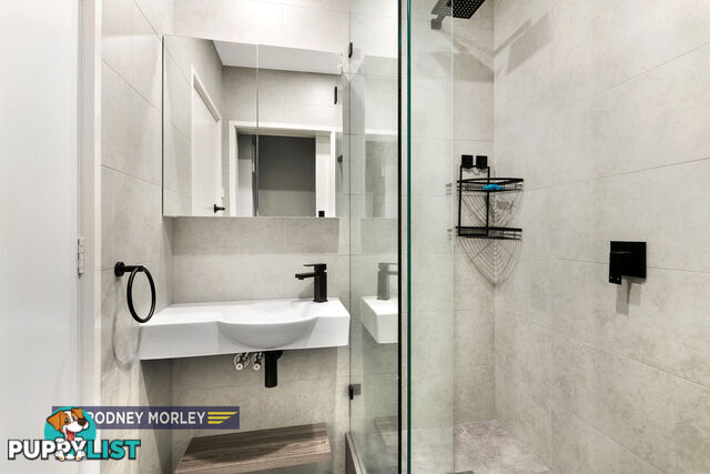 16 4 Glyndebourne Avenue Toorak VIC 3142