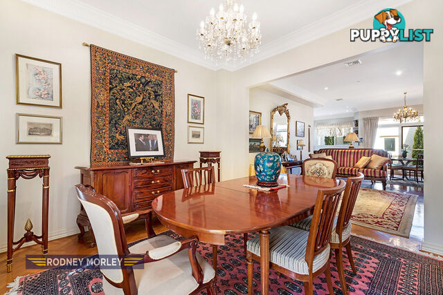 1 18 Orrong Crescent Caulfield North VIC 3161
