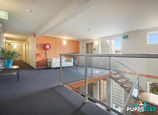 52 15 Hawthorn  Road Caulfield North VIC 3161