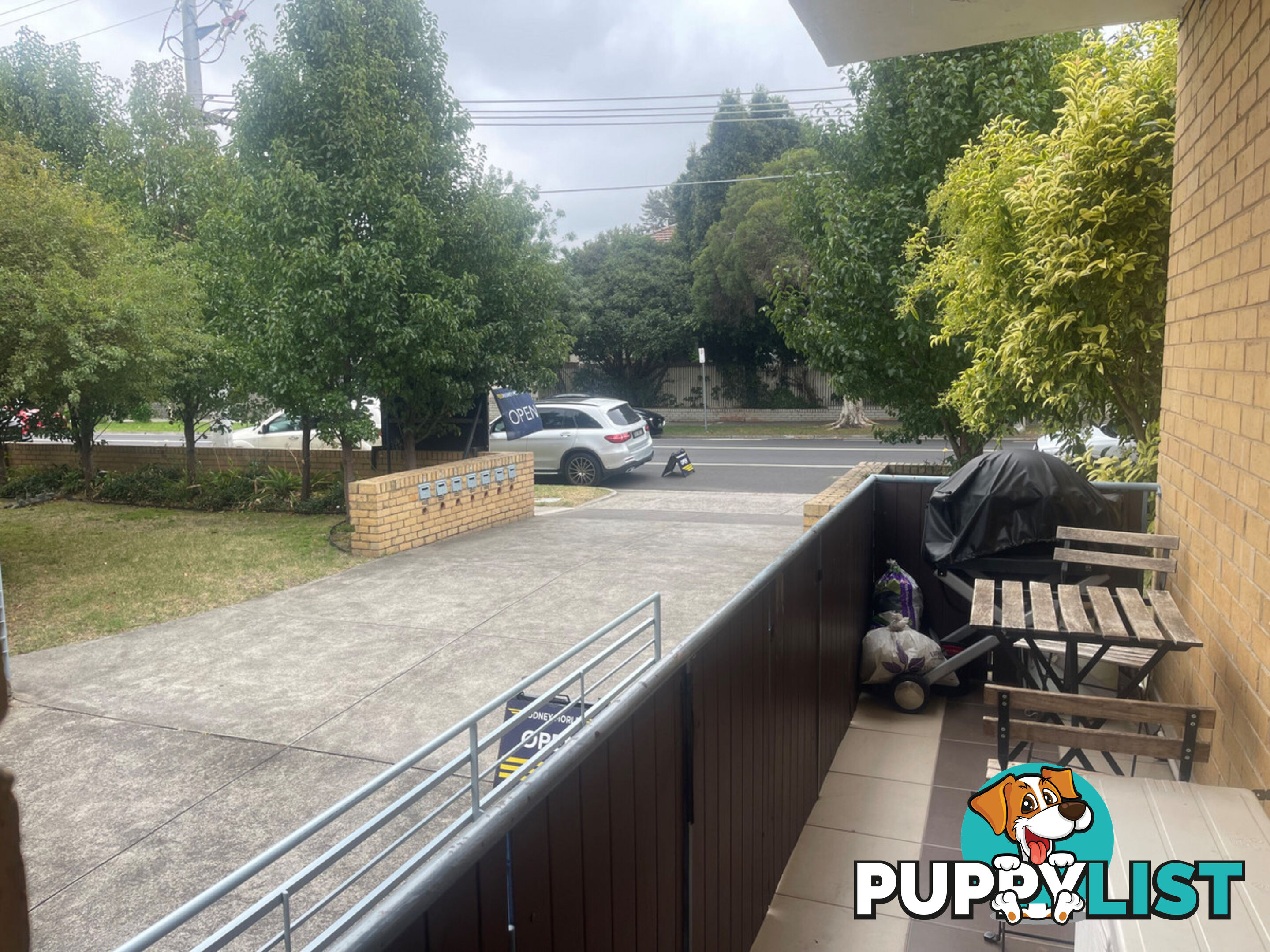 13 647 Inkerman Road Caulfield North VIC 3161