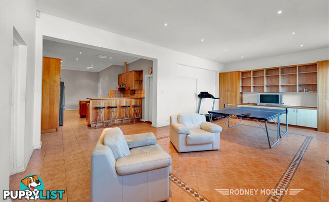 1 Helenslea Road Caulfield North VIC 3161