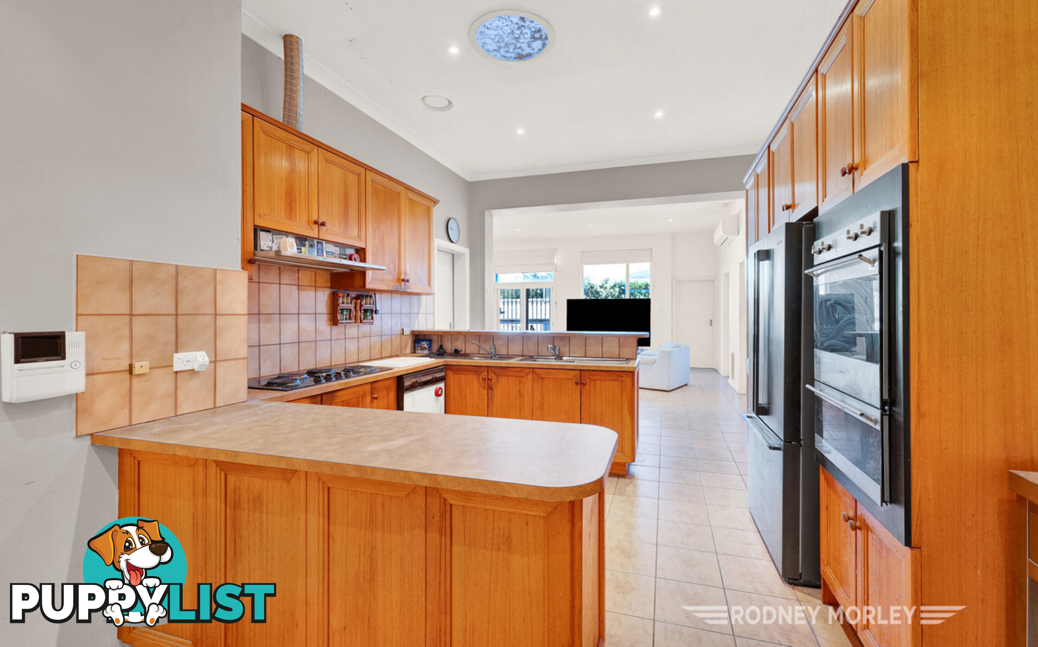 1 Helenslea Road Caulfield North VIC 3161