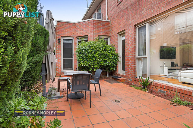 42A Orrong Crescent CAULFIELD NORTH VIC 3161