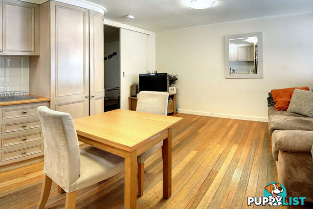 9 26 Park Crescent Caulfield North VIC 3161