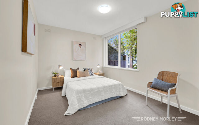 2 49 Grange Road Toorak VIC 3142