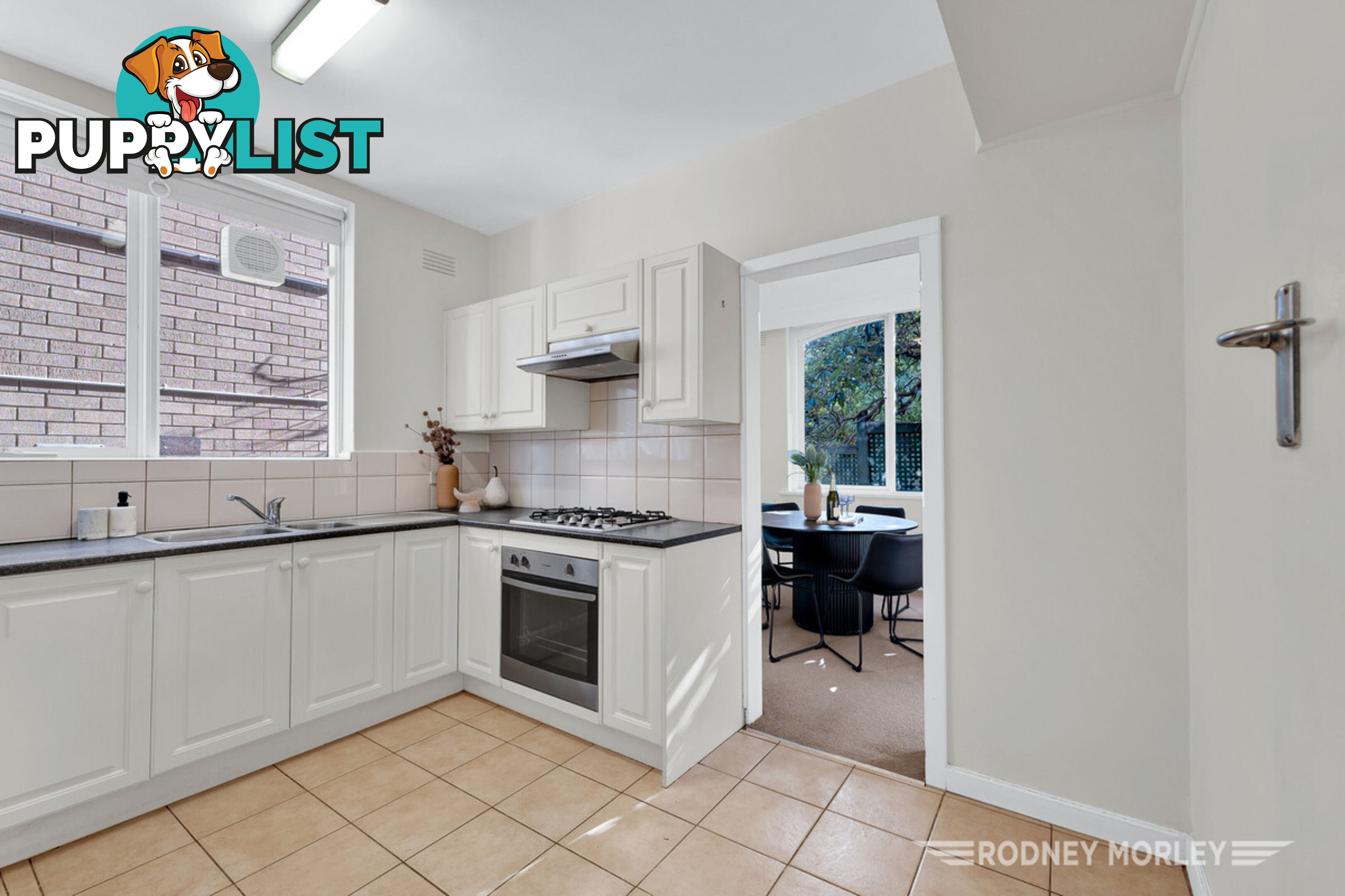 2 49 Grange Road Toorak VIC 3142