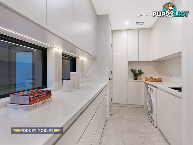 21B Orrong Crescent Caulfield North VIC 3161