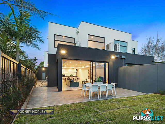 21B Orrong Crescent Caulfield North VIC 3161