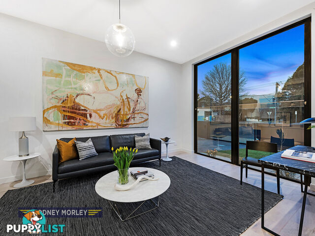 21B Orrong Crescent Caulfield North VIC 3161