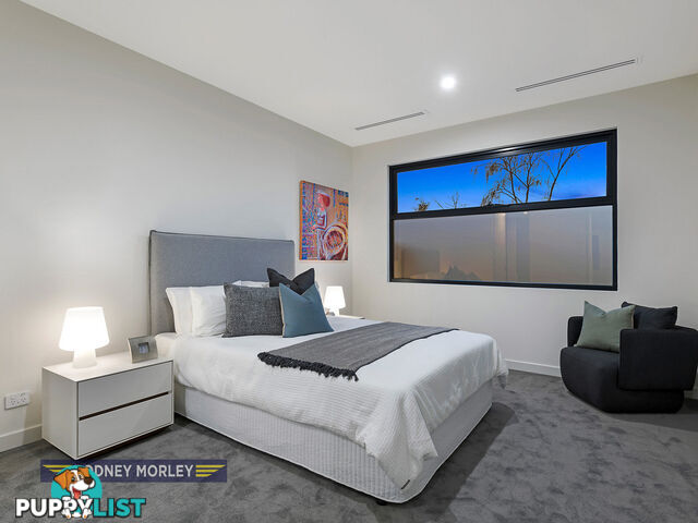 21B Orrong Crescent Caulfield North VIC 3161