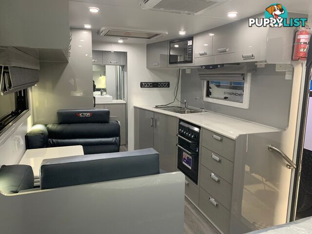 NEW 2019 20'6 Victory Symphony Caravan