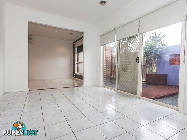 Unit 2/11 Malvern Avenue TULLAMARINE VIC 3043