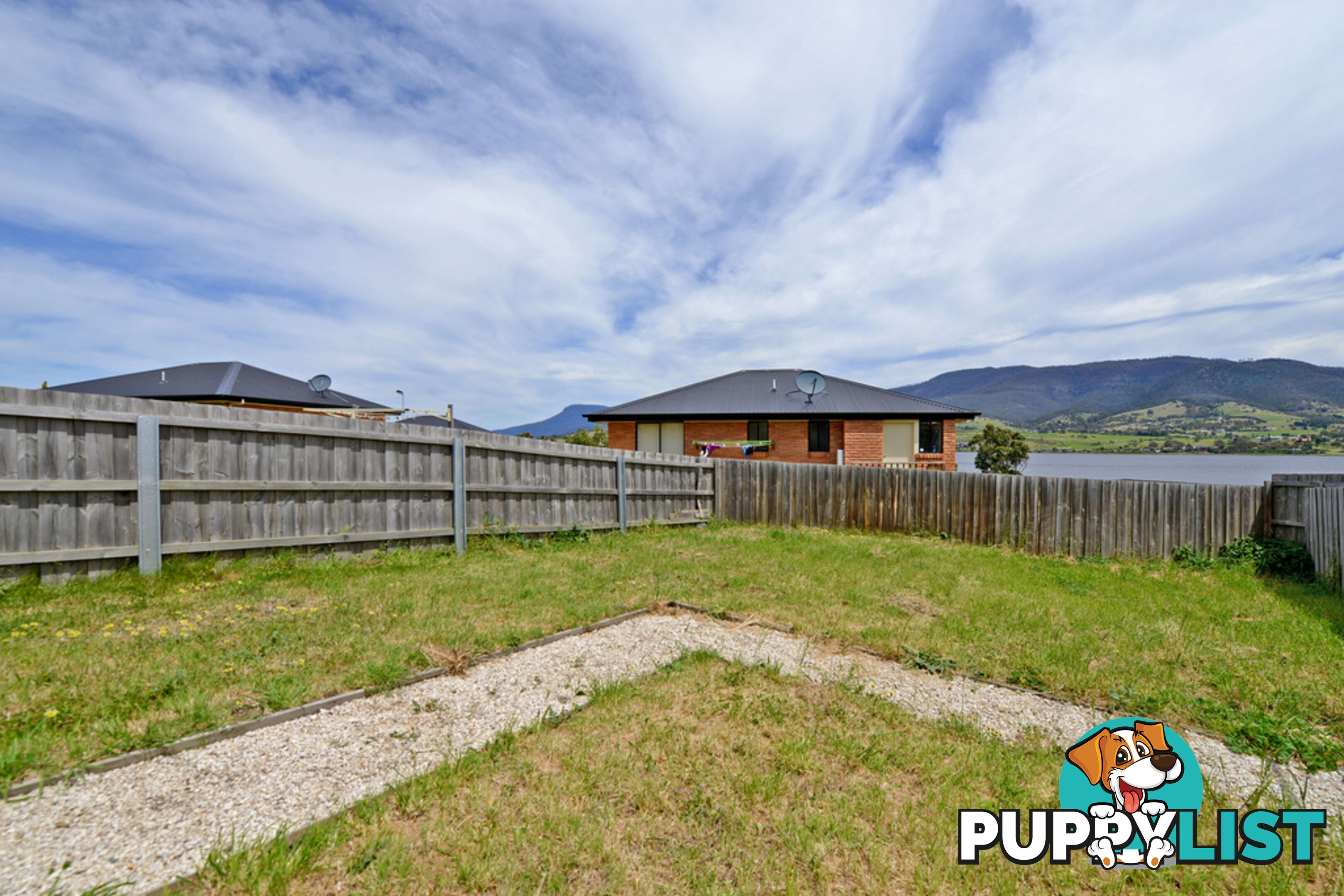 Unit 2 19-21 Maxwell Drive BRIDGEWATER TAS 7030