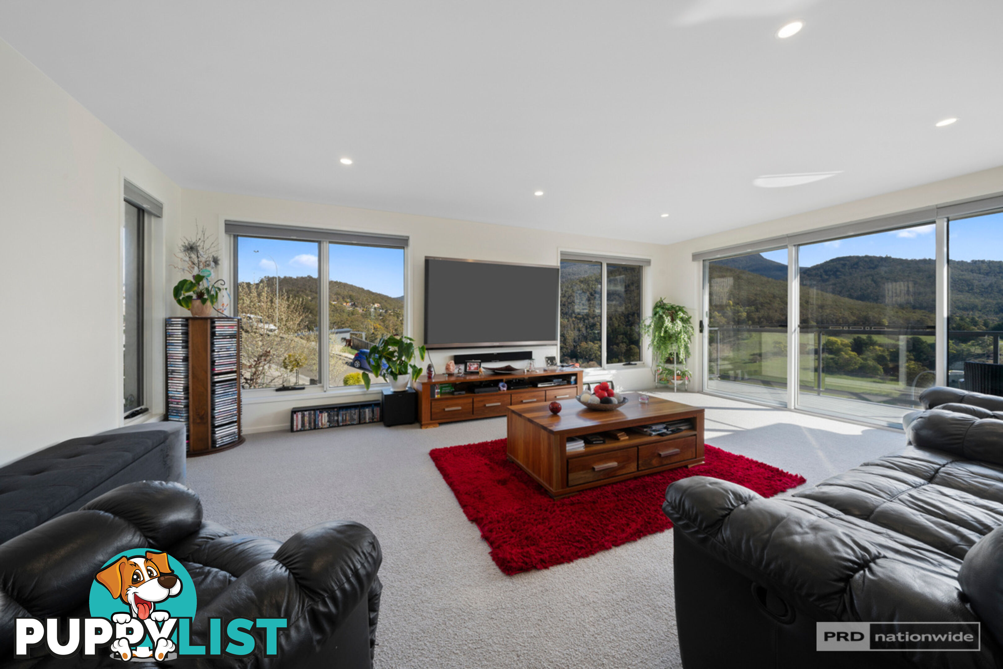 22 Jeanette Court LENAH VALLEY TAS 7008