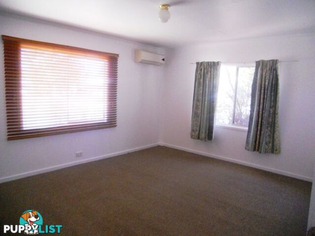 31 Buckley Avenue MOUNT ISA QLD 4825