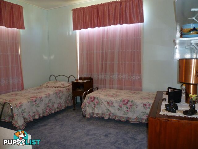 2 Sapphire Street MOUNT ISA QLD 4825