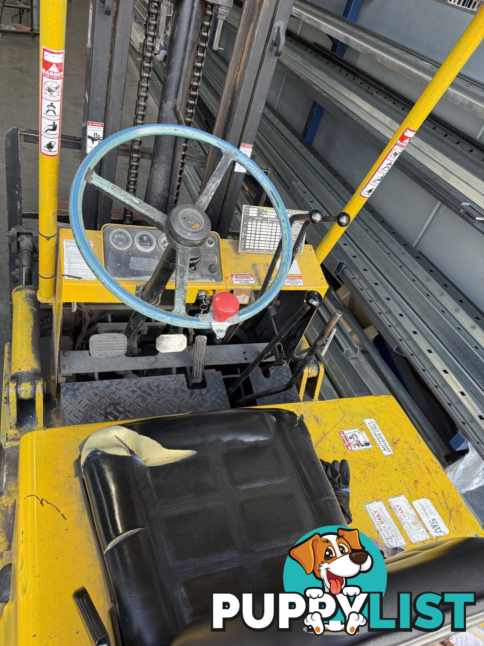 Komatsu FG25-6 2.5T LPG Forklift