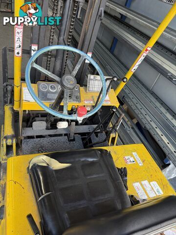 Komatsu FG25-6 2.5T LPG Forklift