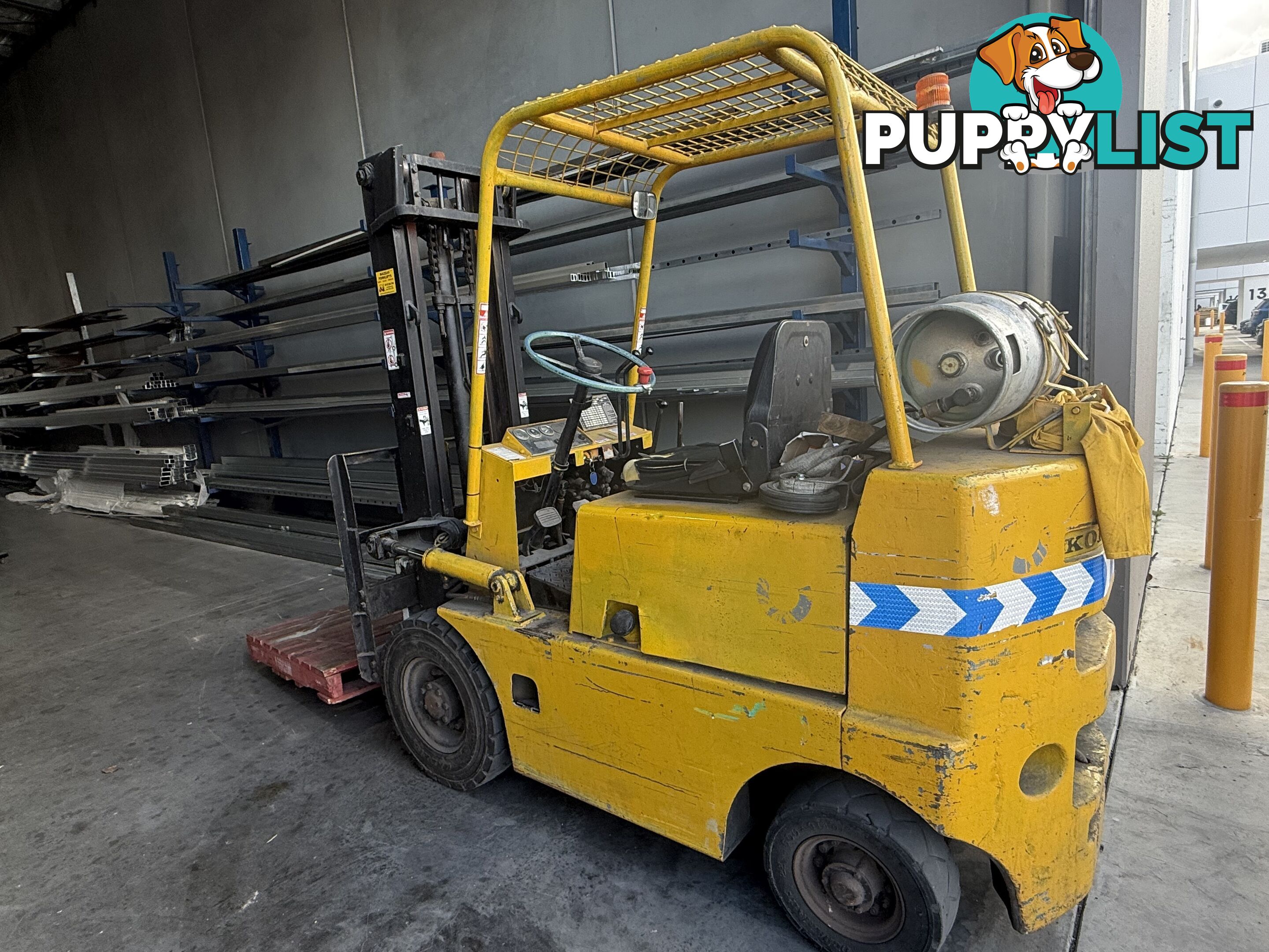 Komatsu FG25-6 2.5T LPG Forklift