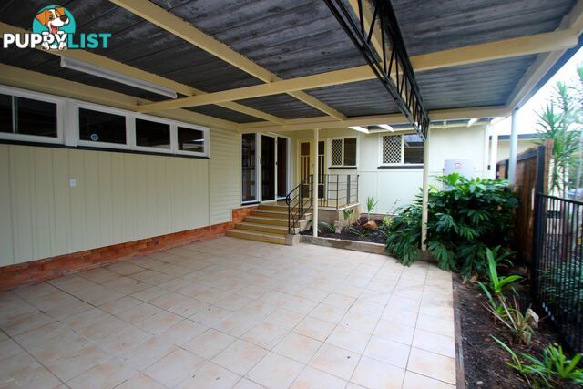 212 Esplanade PIALBA QLD 4655