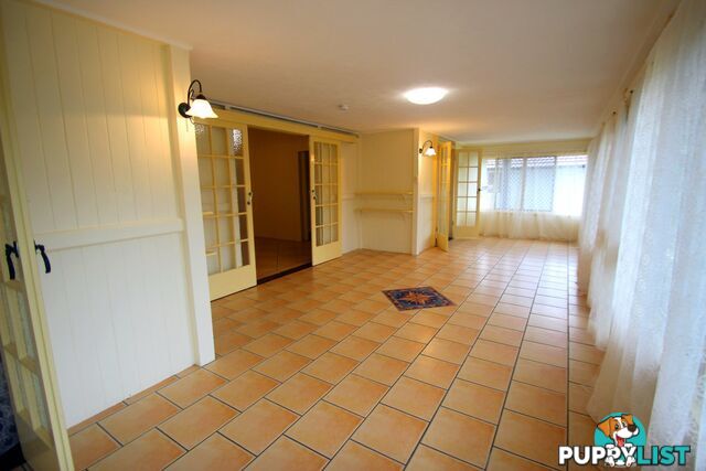 212 Esplanade PIALBA QLD 4655