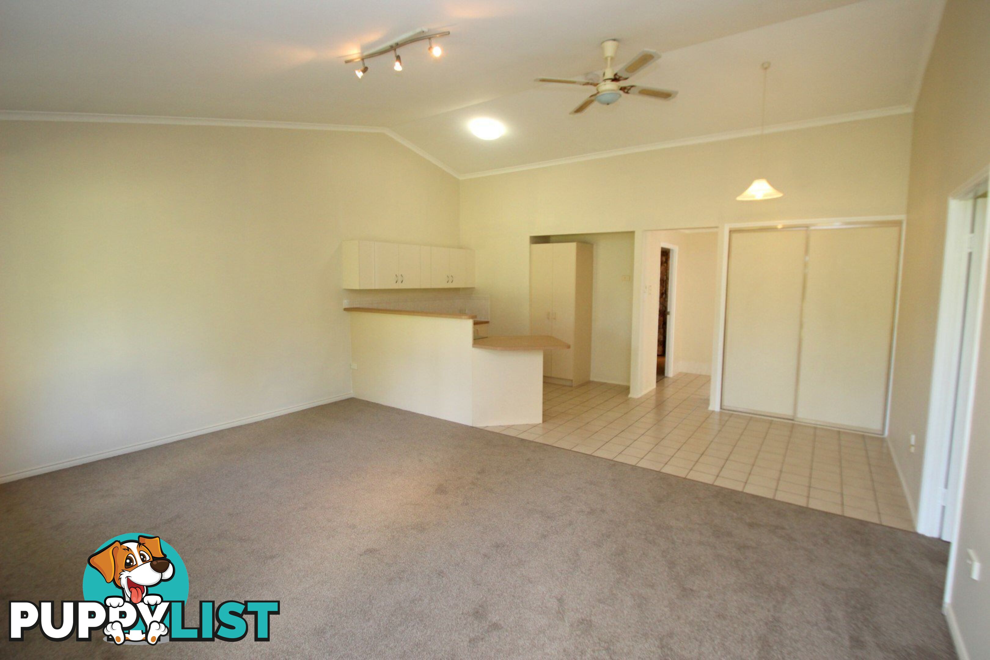 Unit 33/11 Doolong Road KAWUNGAN QLD 4655