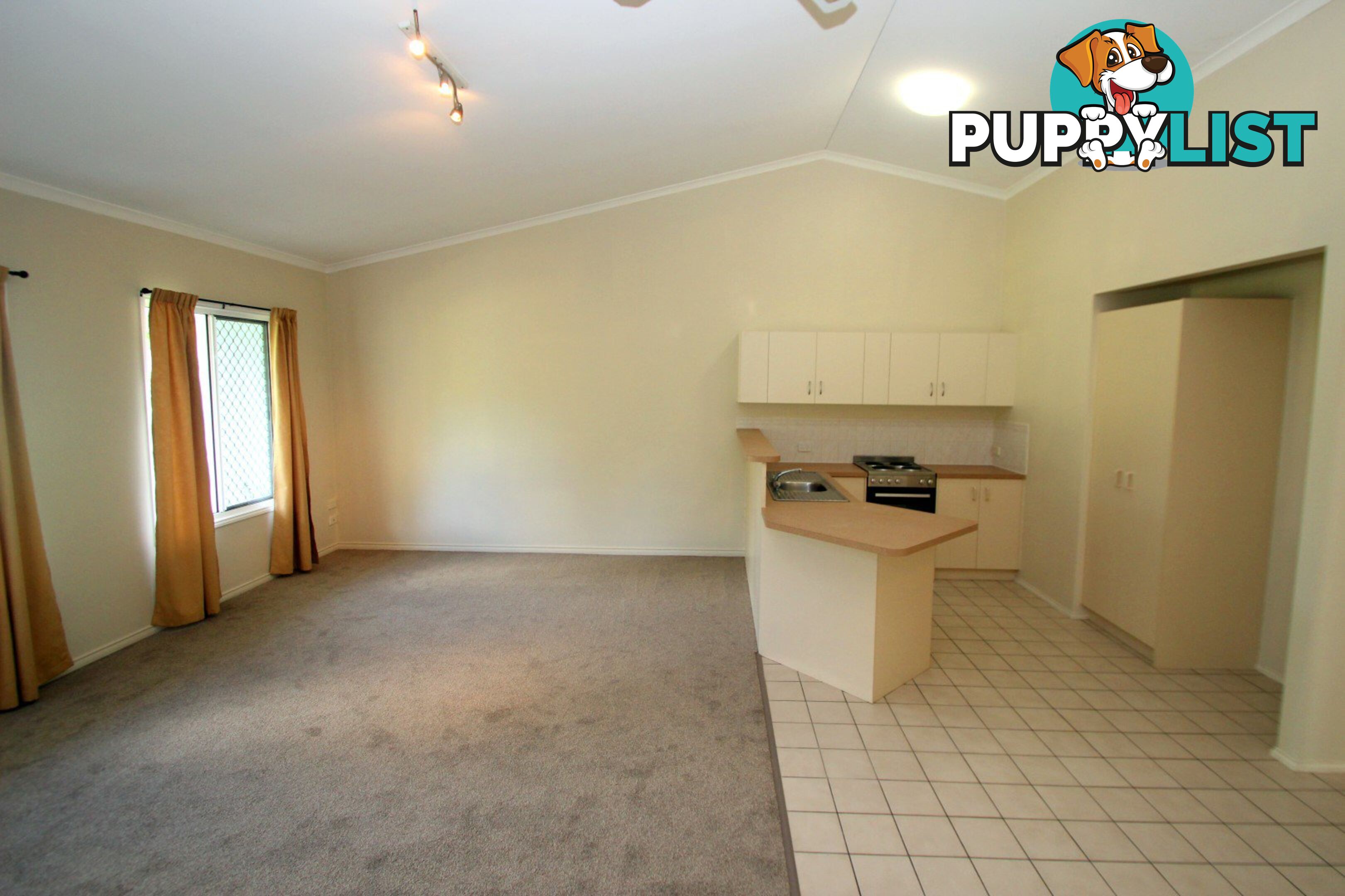 Unit 33/11 Doolong Road KAWUNGAN QLD 4655