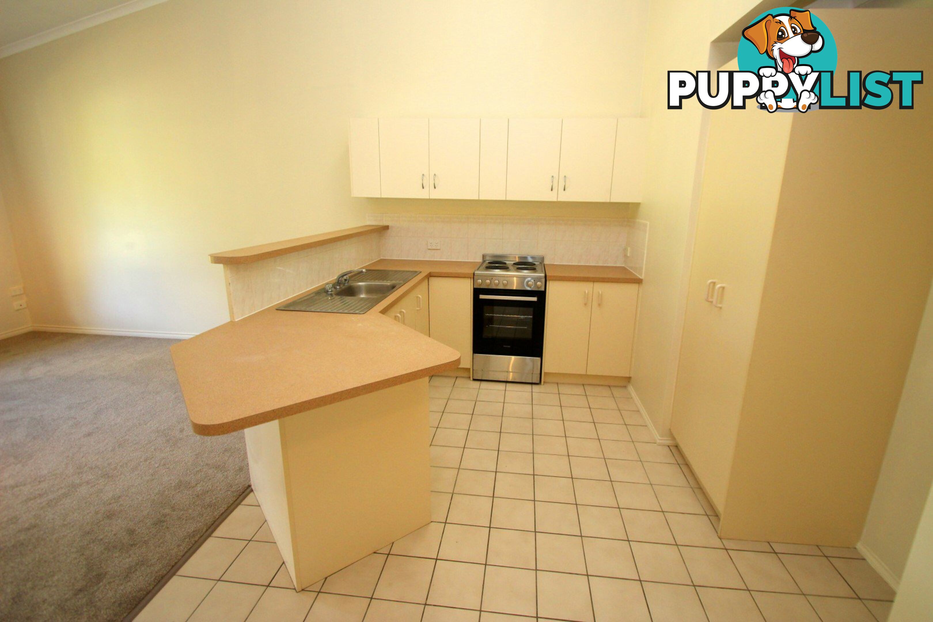 Unit 33/11 Doolong Road KAWUNGAN QLD 4655