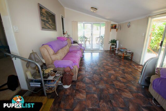 12 Mant Street POINT VERNON QLD 4655