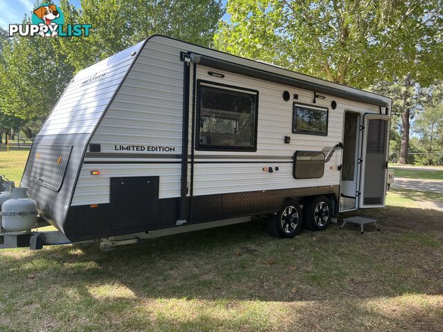 2018 NEXTGEN LIMITED EDITION CARAVAN