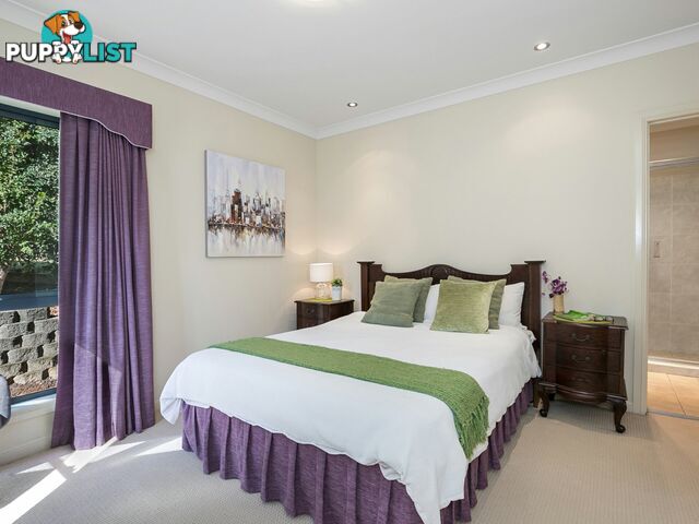 10 Bielby Road KENMORE HILLS QLD 4069