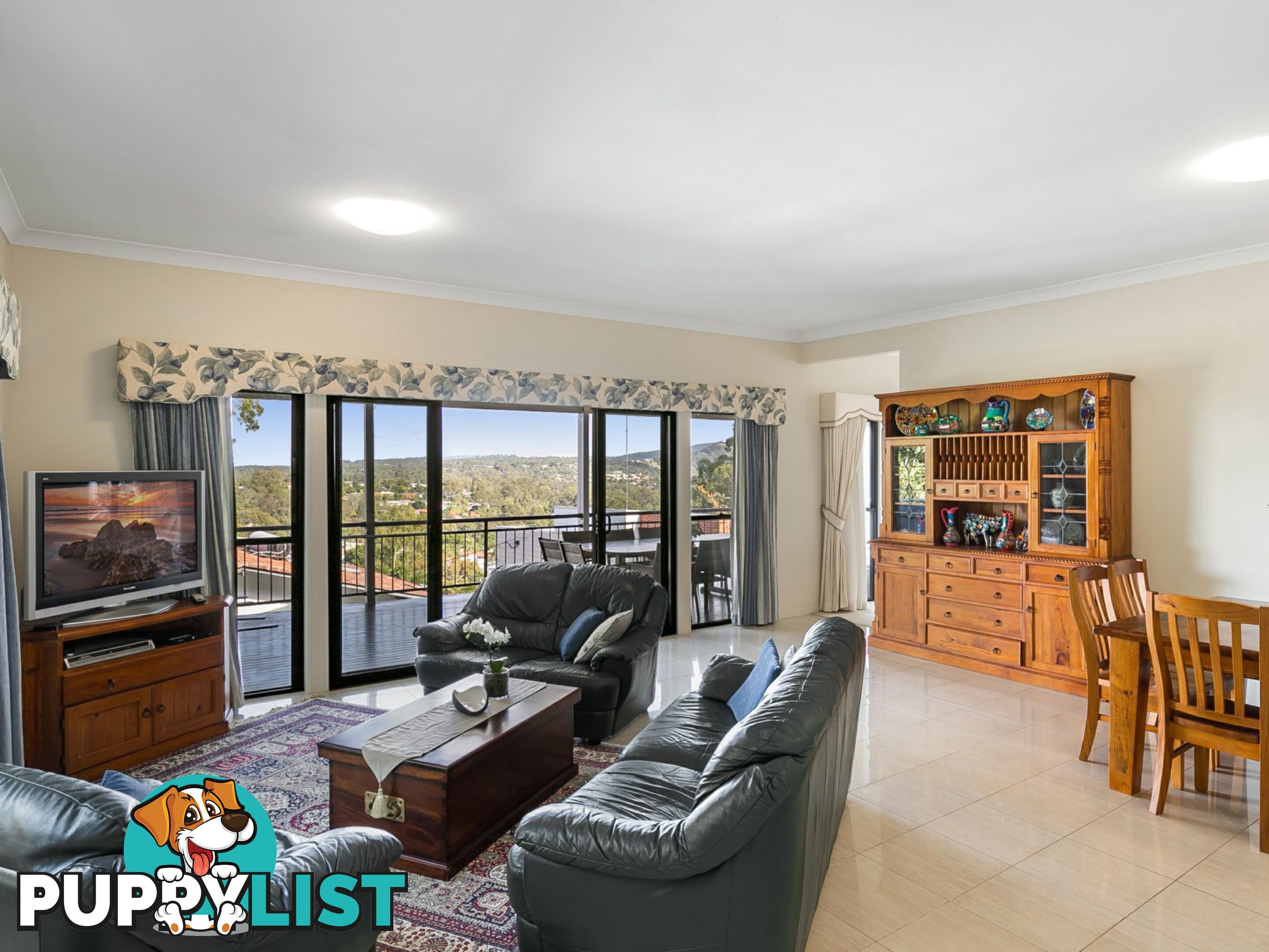 10 Bielby Road KENMORE HILLS QLD 4069