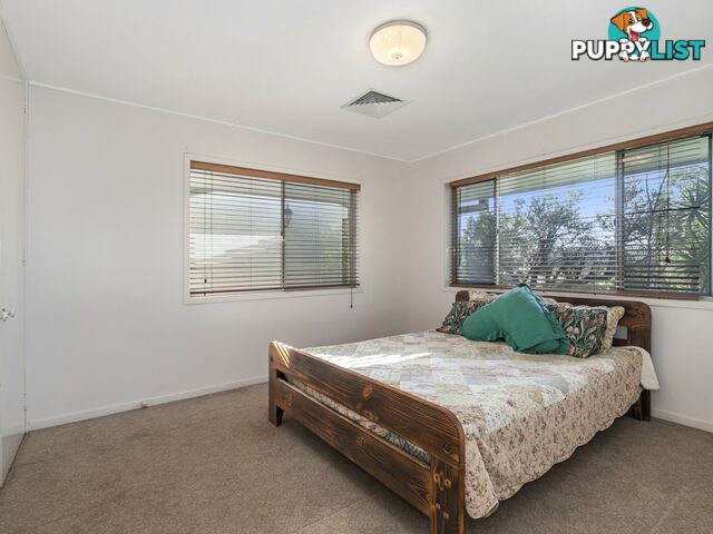 21 Roxburgh Street KENMORE QLD 4069