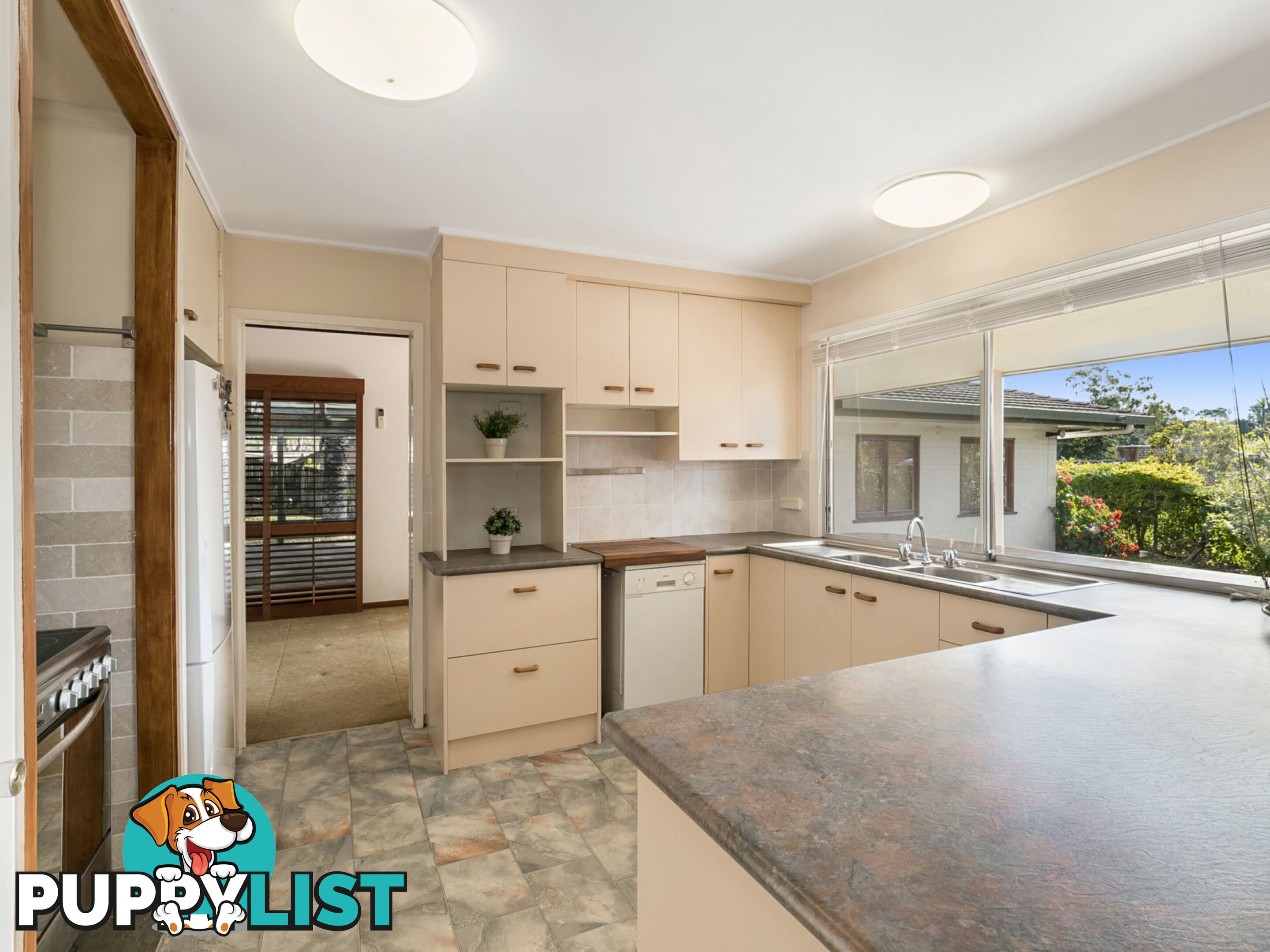 21 Roxburgh Street KENMORE QLD 4069