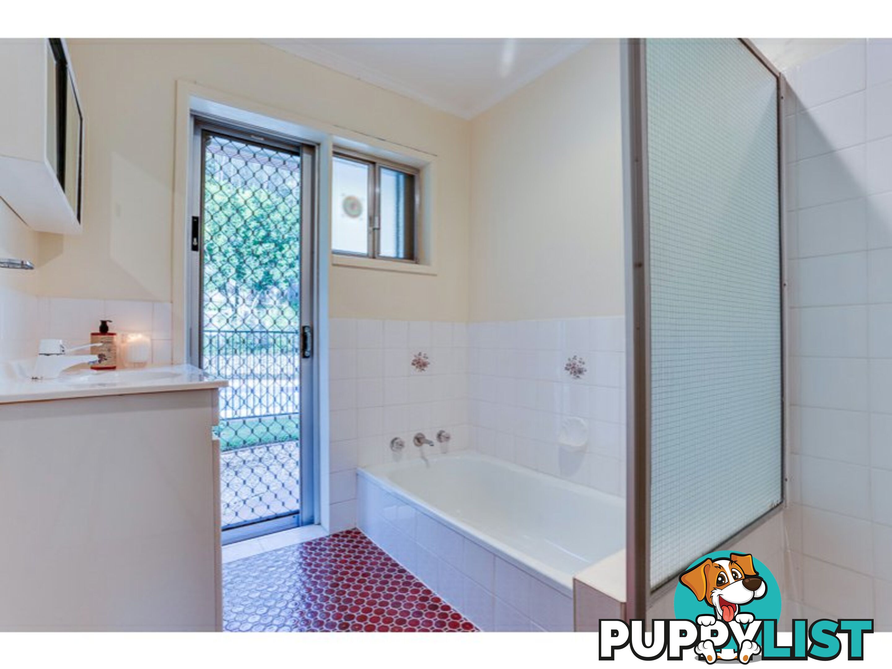 55 Dumbarton Drive KENMORE QLD 4069