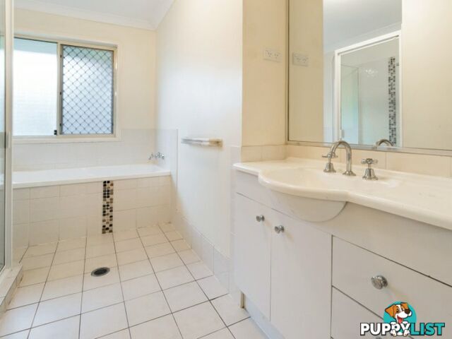 46 Golden Crest Place BELLBOWRIE QLD 4070