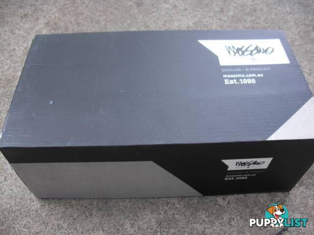 NEW MOSSIMO SHOES MARKY PLIMSOLLS BLACK SIZE 6 SHOES. PICKUP OR