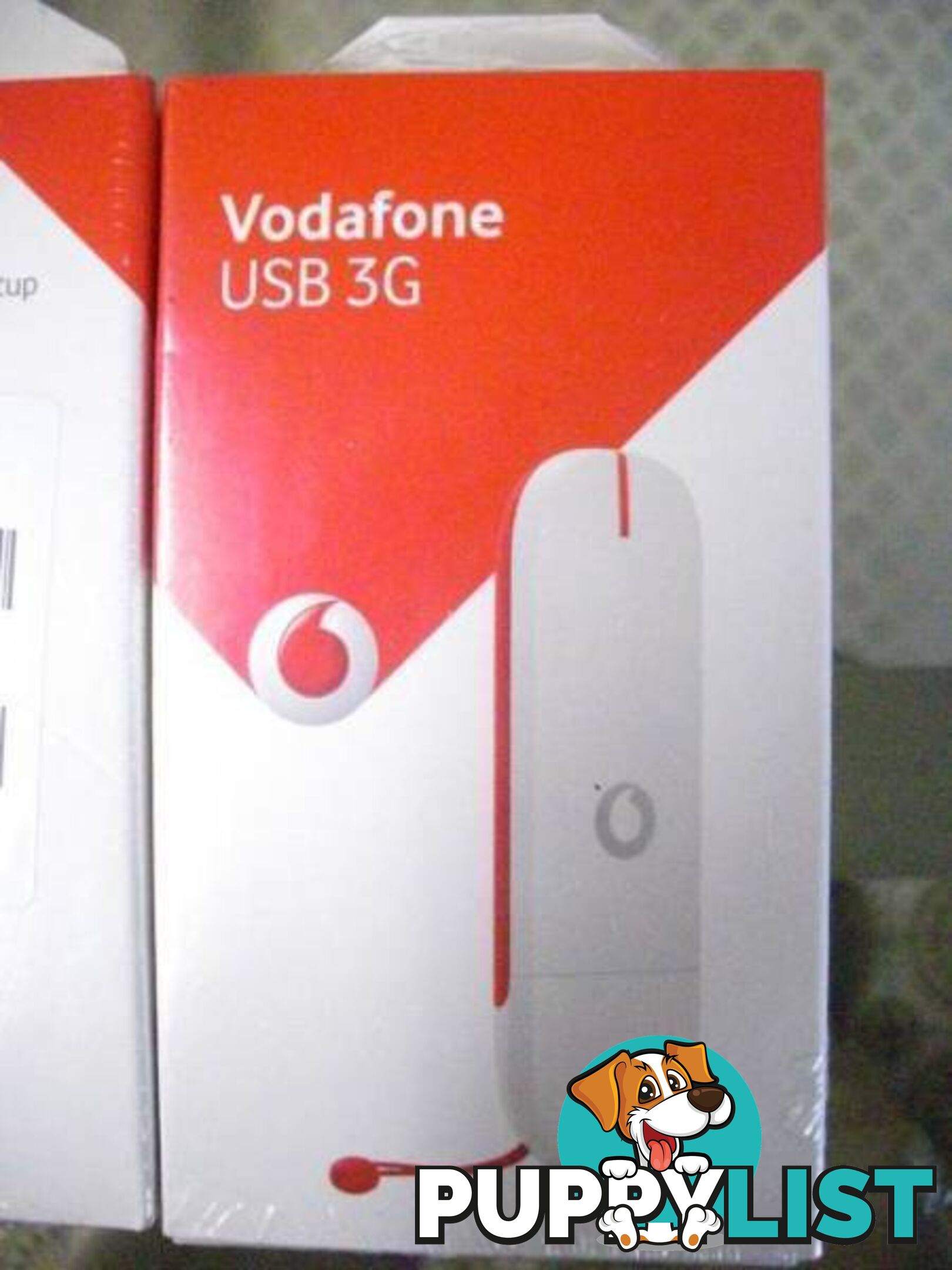 NEW Vodafone usb 3g modem COMES WITH SIM CARD AND 3GB OF DATA INC