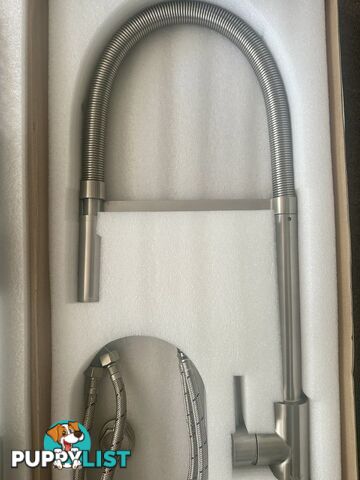 Mondella stainless steel vegetable spray sink mixer