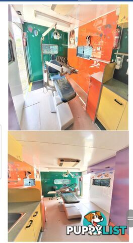 Mobile Twin-Surgery Dental Clinic/Trailer